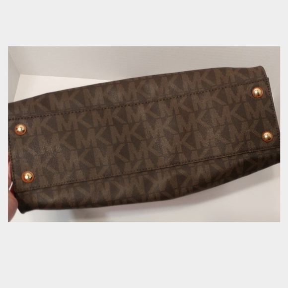 Michael Kors Brown Hamilton EW Tote - Picture 5 of 8